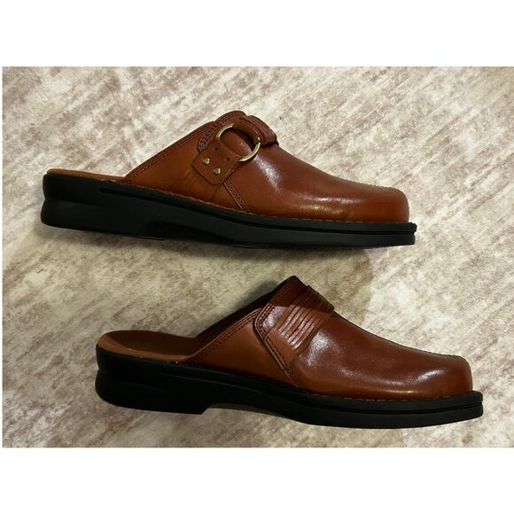 Clarks Unstructured Brown Women's Casual Slip-on Clog Style Shoes - Picture 5 of 10